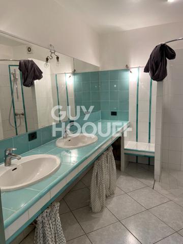 Maison de type 3 (106 m²) à CAUMONT SUR DURANCE avec terrasses.