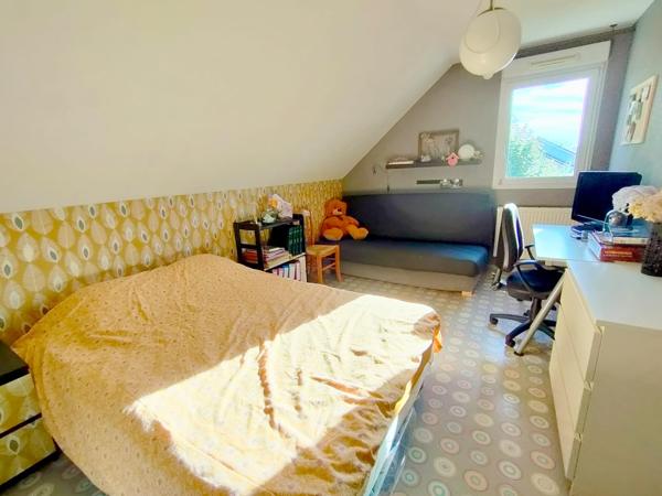 Geneuille (25870) maison au calme dans écrin de verdure