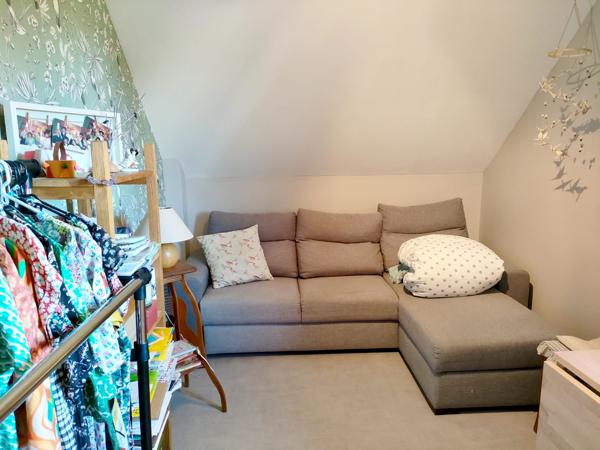 Geneuille (25870) maison au calme dans écrin de verdure