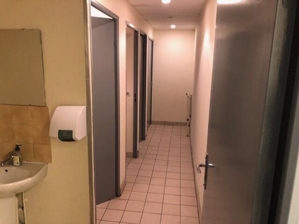 Neuilly sur Marne-Z.I.-Les Chanoux- Plateau à usage de bureaux