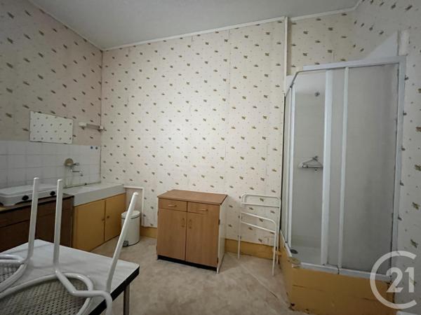 Immeuble à vendre  378,39 m2 CHATELLERAULT - 86