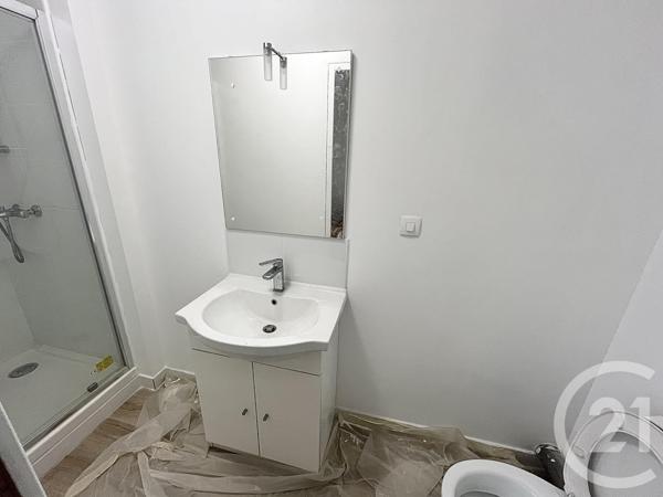 Immeuble à vendre  378,39 m2 CHATELLERAULT - 86