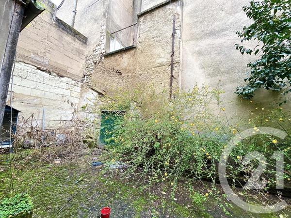 Immeuble à vendre  378,39 m2 CHATELLERAULT - 86