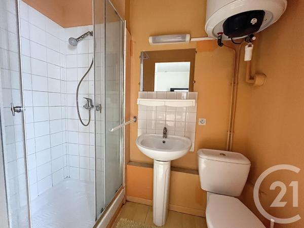 Immeuble à vendre  378,39 m2 CHATELLERAULT - 86