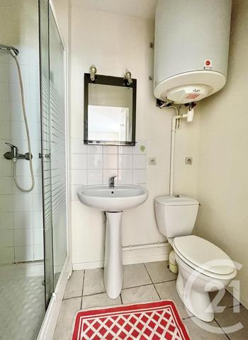 Immeuble à vendre  378,39 m2 CHATELLERAULT - 86