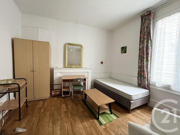 Immeuble à vendre  378,39 m2 CHATELLERAULT - 86