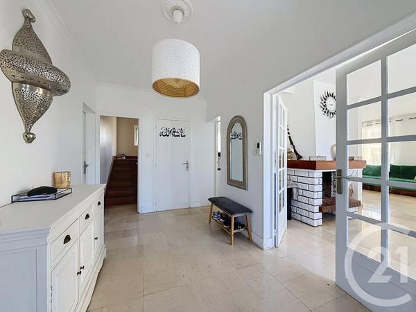 Maison à vendre  7 pièces - 146 m 2   SENS  - 89