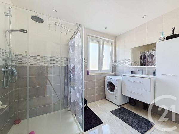 Maison à vendre  7 pièces - 146 m 2   SENS  - 89
