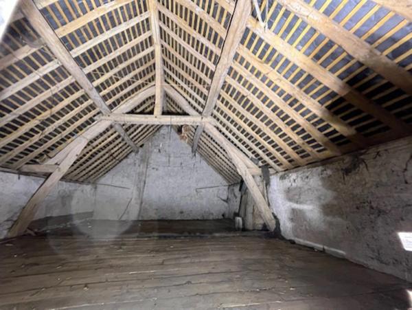 Maison viticole a rénover NOIZAY (37)