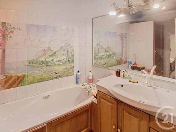 Appartement F5 à vendre  8 pièces - 217,53 m2 BEZIERS - 34