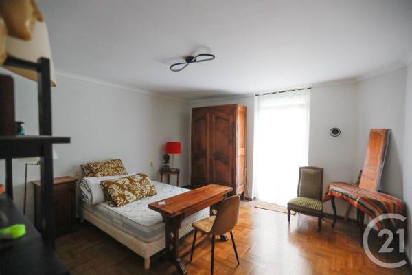 Appartement F5 à vendre  8 pièces - 217,53 m2 BEZIERS - 34