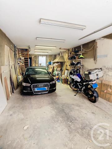 Appartement F5 à vendre  8 pièces - 217,53 m2 BEZIERS - 34