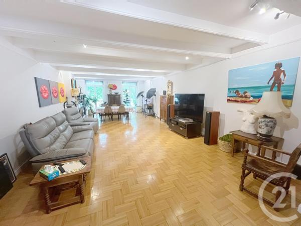 Appartement F5 à vendre  8 pièces - 217,53 m2 BEZIERS - 34