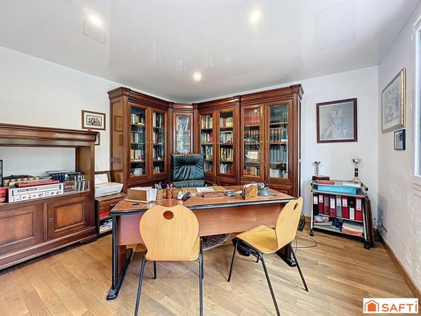 proche SENS commodités et gare direct Paris