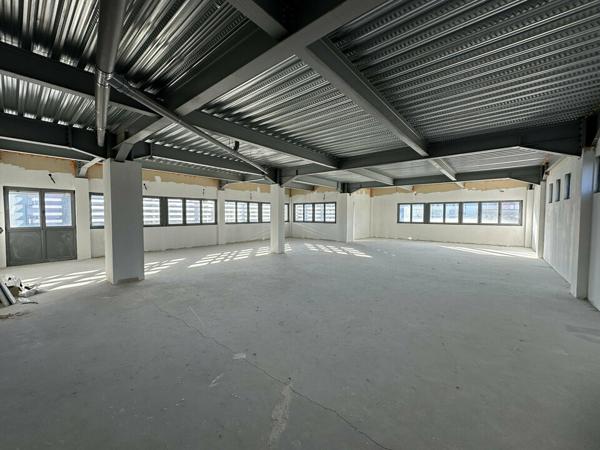 BUREAUX à VENDRE de 166 m²