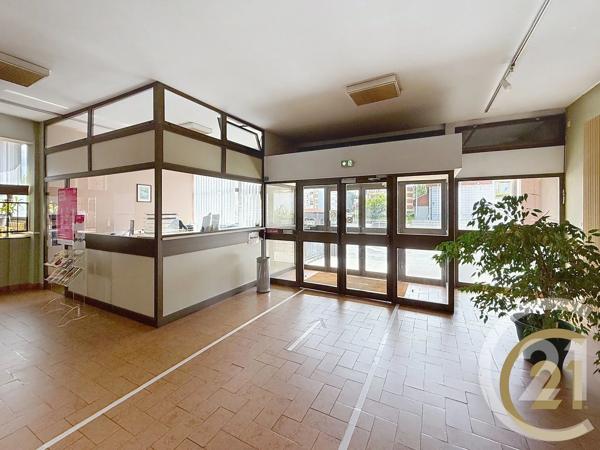 à vendre  955 m 2   DELLE  - 90