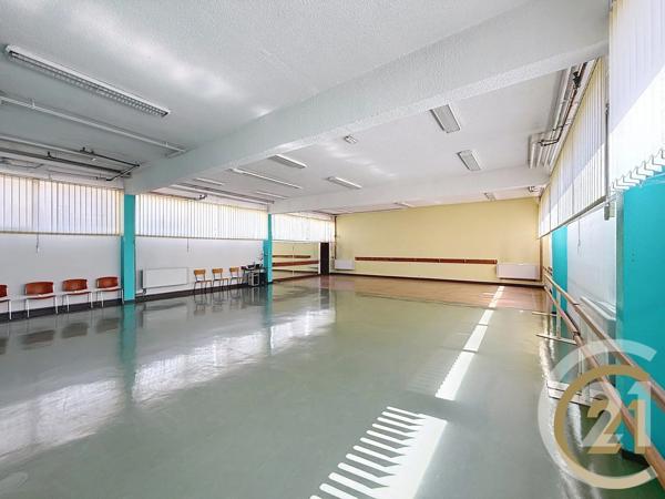 à vendre  955 m 2   DELLE  - 90