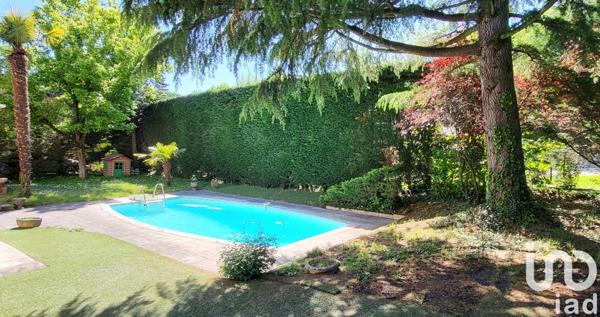 Maison à vendre 5 pièces 114 m² Saint-Genis-Laval