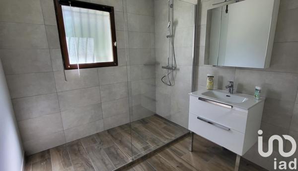 Maison à vendre 5 pièces 114 m² Saint-Genis-Laval