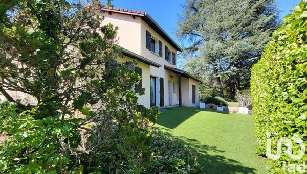 Maison à vendre 5 pièces 114 m² Saint-Genis-Laval