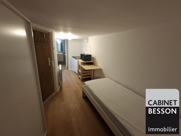 GRENOBLE - STUDIO MEUBLE - 20 RUE BROCHERIE