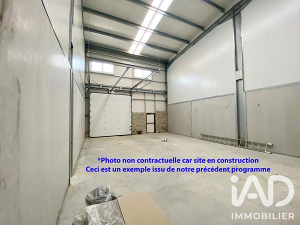 Hangar à vendre 114 m² Chevry-Cossigny