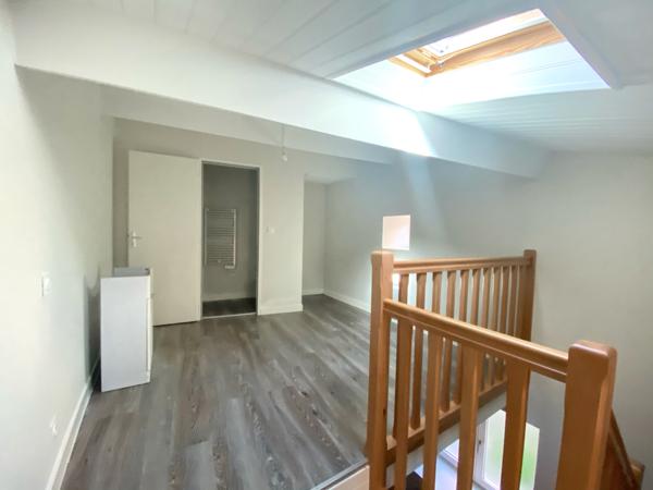 HYPER CENTRE NIORT - Duplex T2 de 23m2