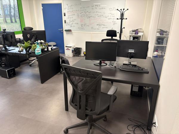 Bureau 46 m2 dans un ensemble de bureaux partagés