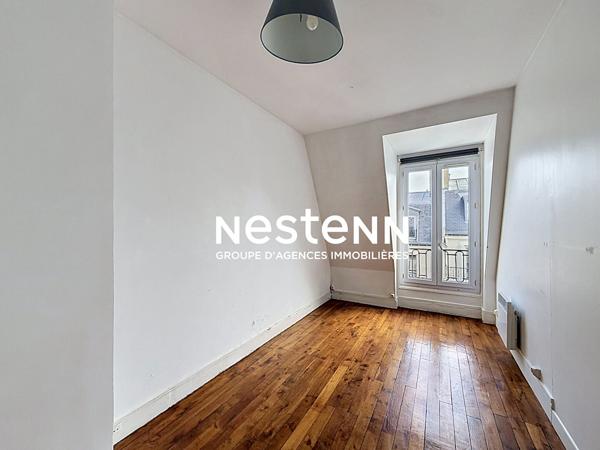 Dernier étage avec vue Tour Eiffel ? 3 pièces de charme de 60,91 m² au sol ? Ascenseur prochainement installé