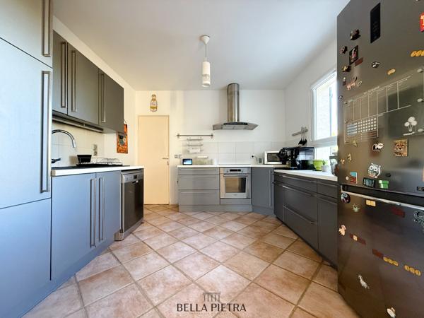 Saint-Geniès-des-Mourgues (34160) Maison 6P 160 m2 Saint Génies des Mourgues