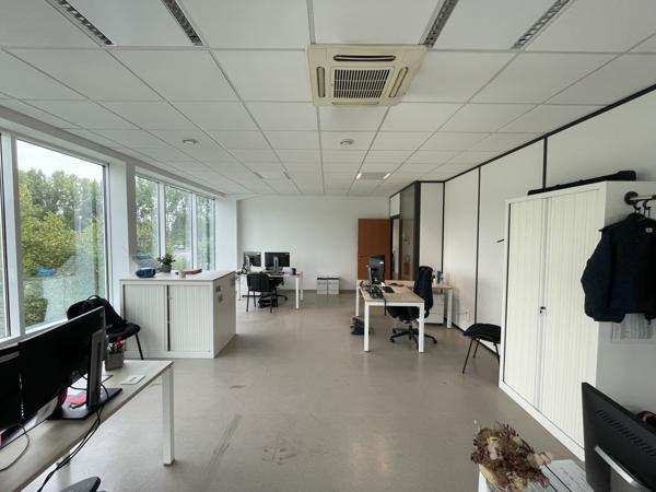 A LOUER BUREAUX 288 M2 LACROIX SAINT OUEN - PARC TERTIAIRE