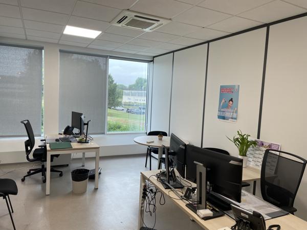 A LOUER BUREAUX 288 M2 LACROIX SAINT OUEN - PARC TERTIAIRE