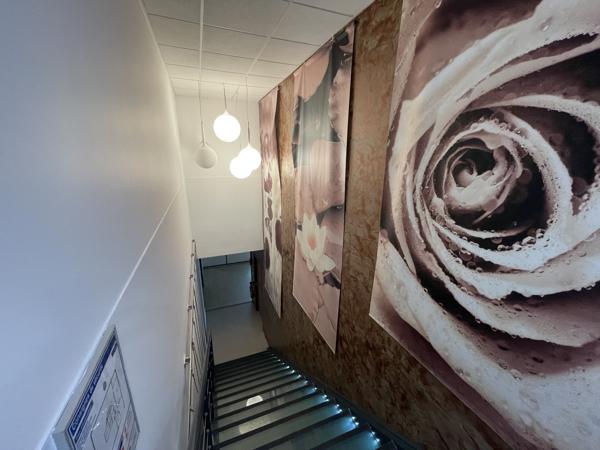 A LOUER BUREAUX 288 M2 LACROIX SAINT OUEN - PARC TERTIAIRE