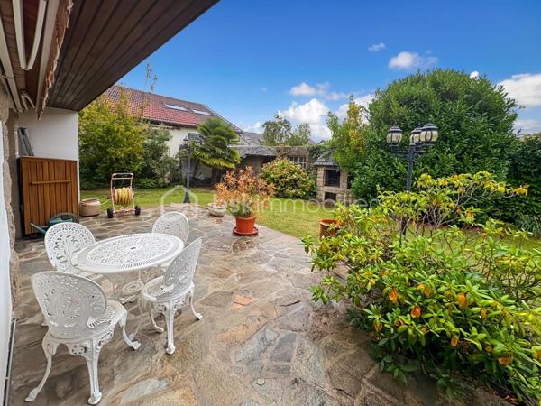 Maison en pierre de 180,04 m²