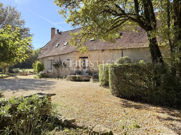 Une maison de famille en Périgord Vert, au bout du monde et pourtant si proche de tout
