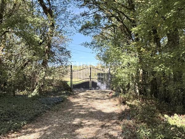 Une maison de famille en Périgord Vert, au bout du monde et pourtant si proche de tout