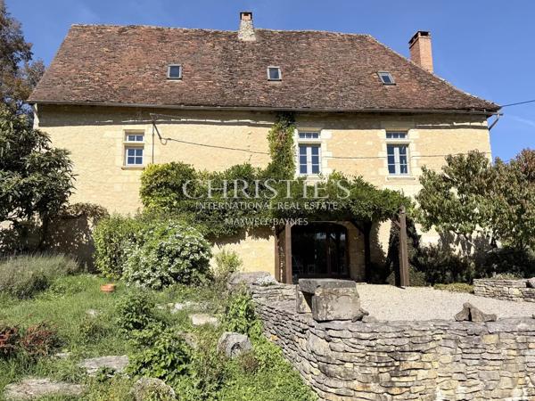 Une maison de famille en Périgord Vert, au bout du monde et pourtant si proche de tout