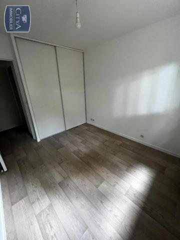 Appartement à louer 2 pièces 38.28m² Pessac (33600)