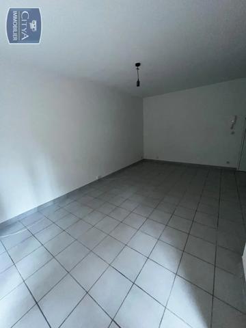 Appartement à louer 2 pièces 38.28m² Pessac (33600)