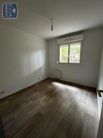 Appartement à louer 2 pièces 38.28m² Pessac (33600)