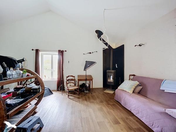 Maison à vendre 223 650 € L'Île-d'Elle 6 p 193 m² DPE E