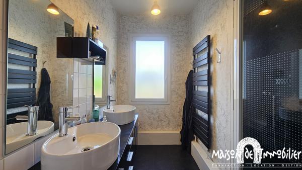 Vente Maison rénovée de 90m² - 3 pièces - Cour sans vis-à-vis - COGNAC