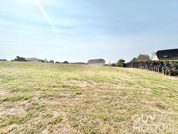 Terrain à bâtir de 1094 m² proche d'ORTHEZ