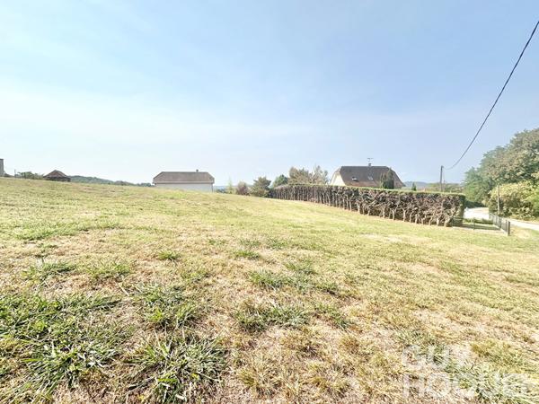 Terrain à bâtir de 1094 m² proche d'ORTHEZ