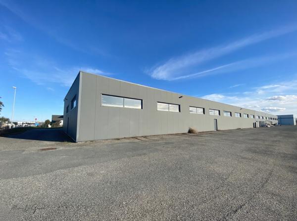 Local Commercial - 1200 m²