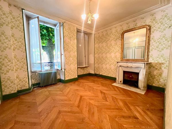 Maison à vendre Le Merevillois 10 pièce(s) 225 m2