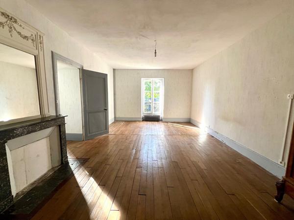 Maison à vendre Le Merevillois 10 pièce(s) 225 m2