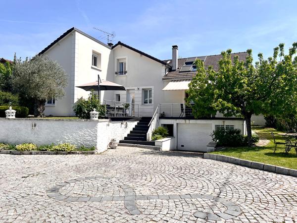 À VENDRE - Maison familiale 5 chambres