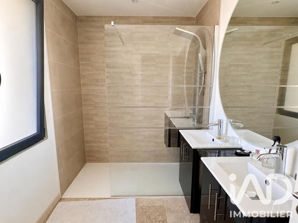 Maison à vendre 4 pièces 156 m² Podensac