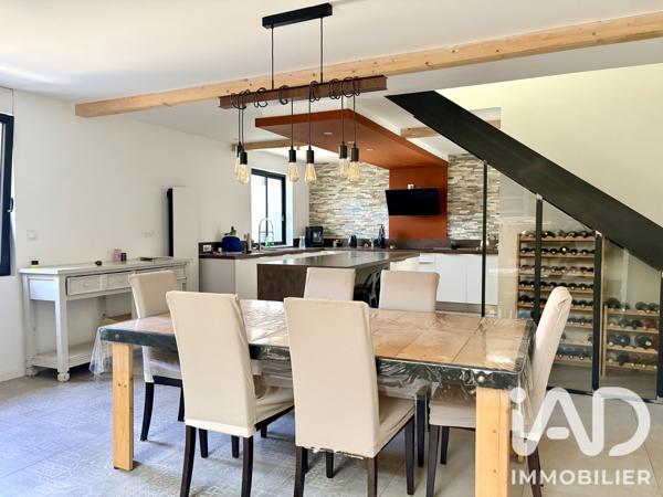 Maison à vendre 4 pièces 156 m² Podensac
